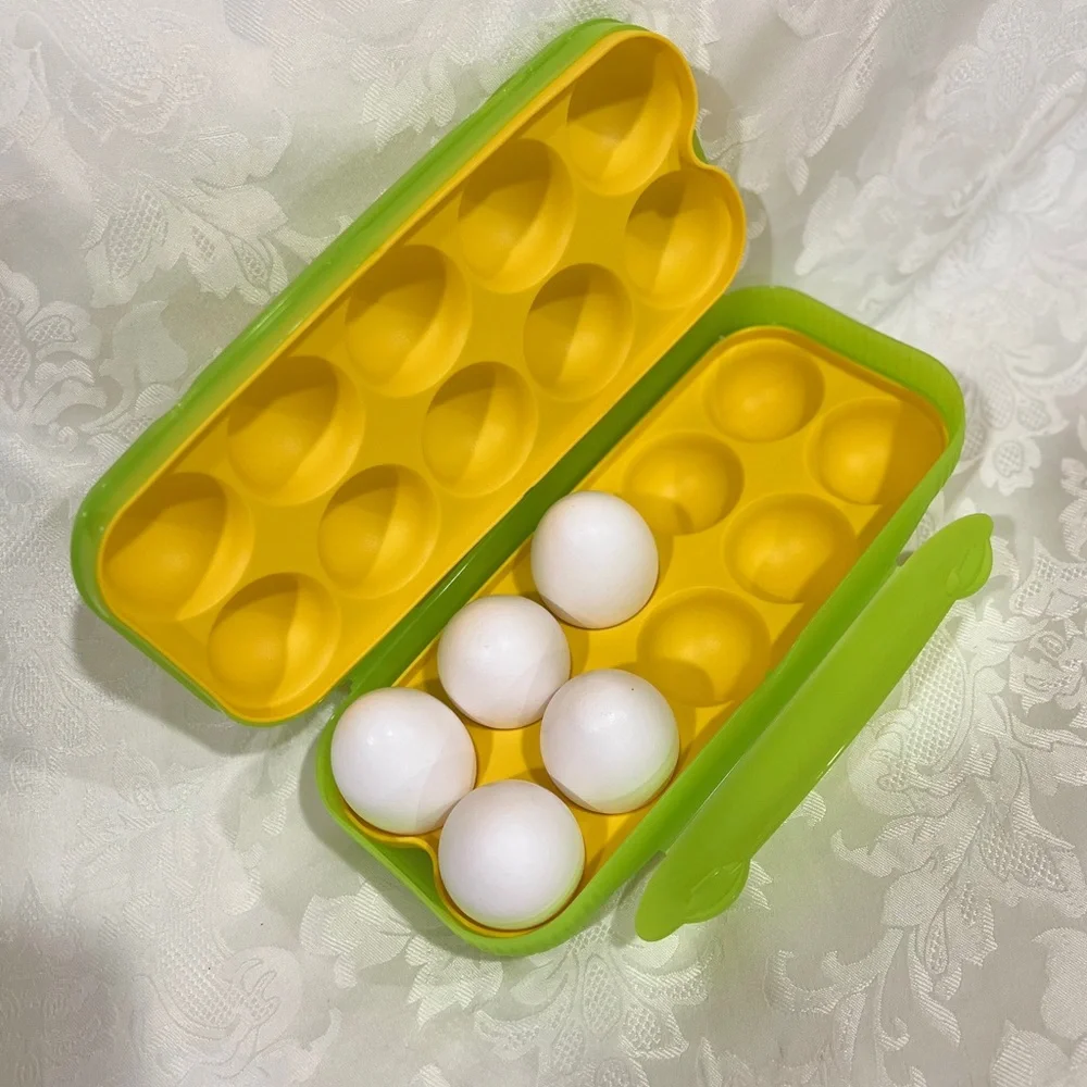 NEW (NIP) Tupperware Egg Storer Portable Case Hard-Shell Storage - Picture 1 of 10